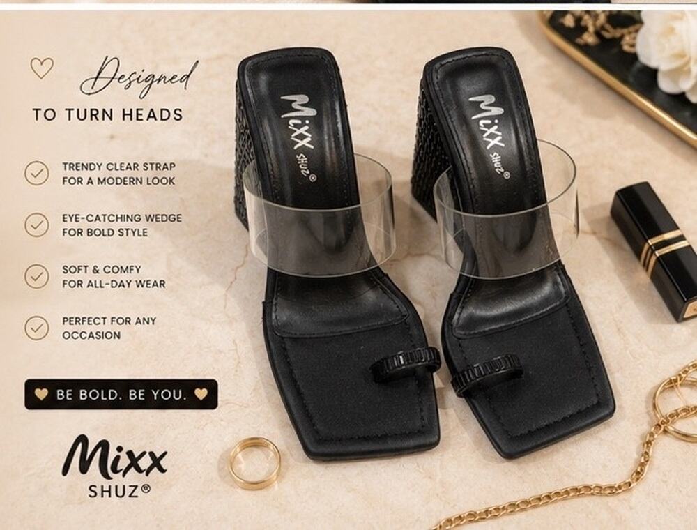 Mixx Shuz Women's Black Clear PVC Toe Loop Block Heel Sandals Size 5.5